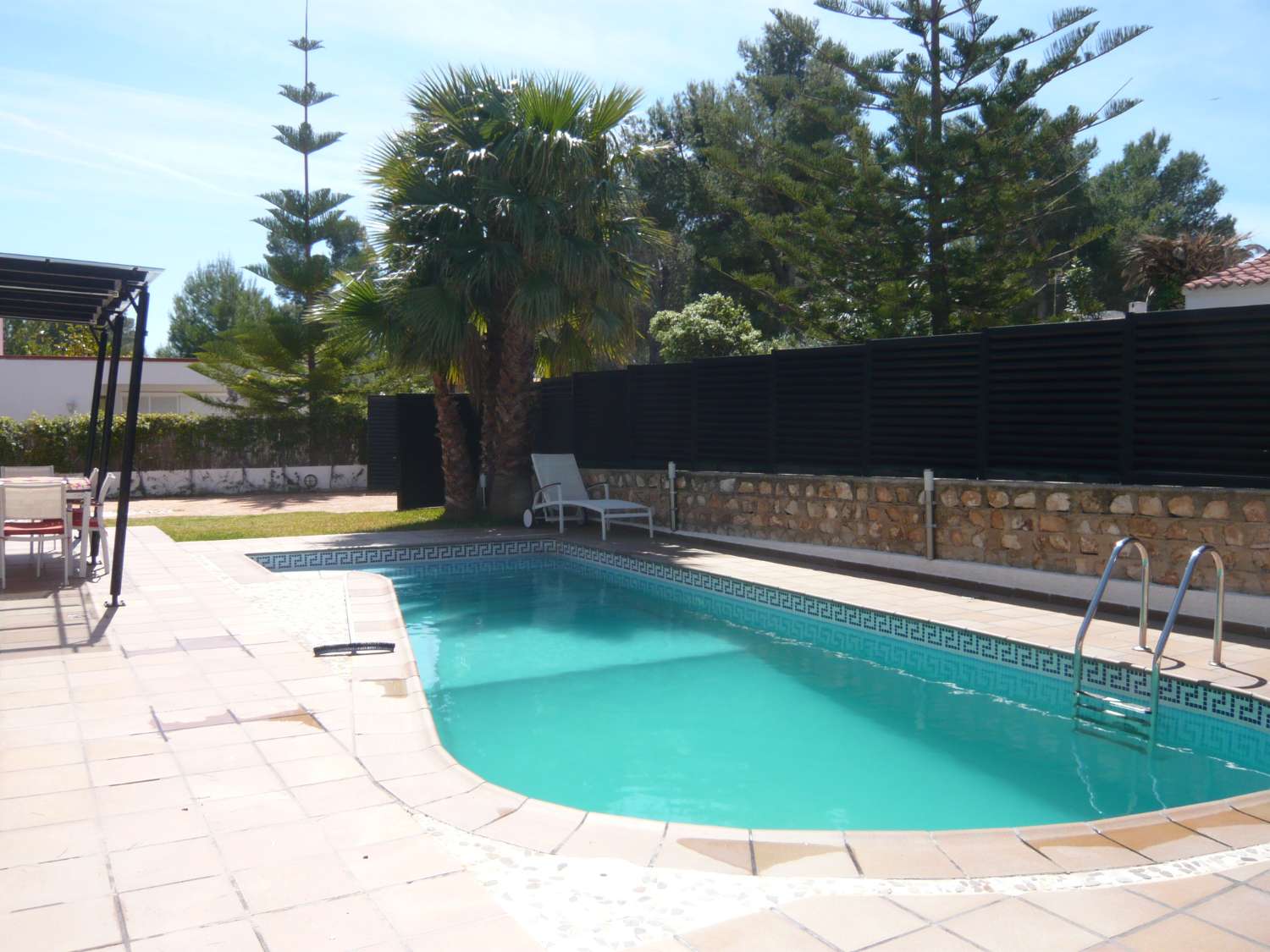 Maison individuelle avec piscine