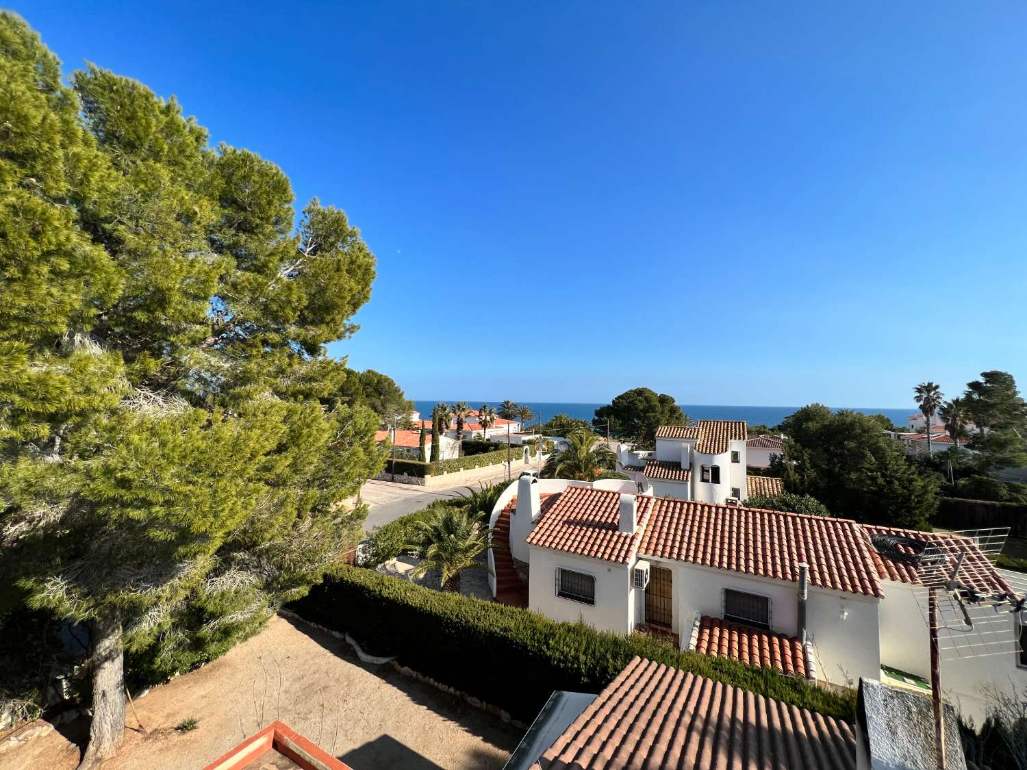 Maison adossée à 200 mètres de la mer