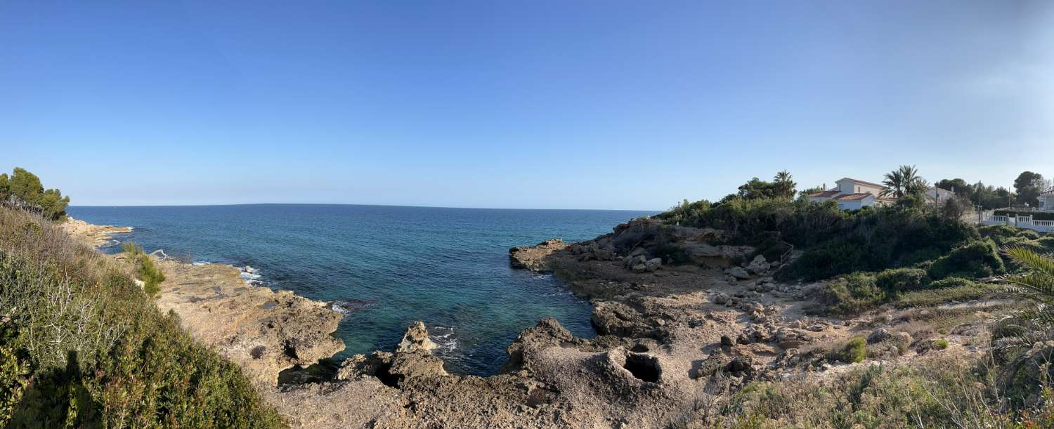 Maison adossée à 200 mètres de la mer