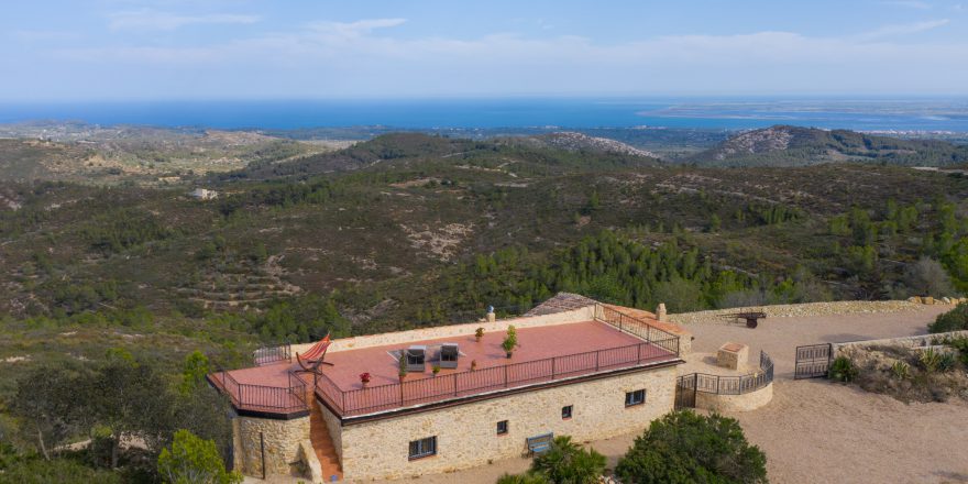 Bonita masía con vistas 360º