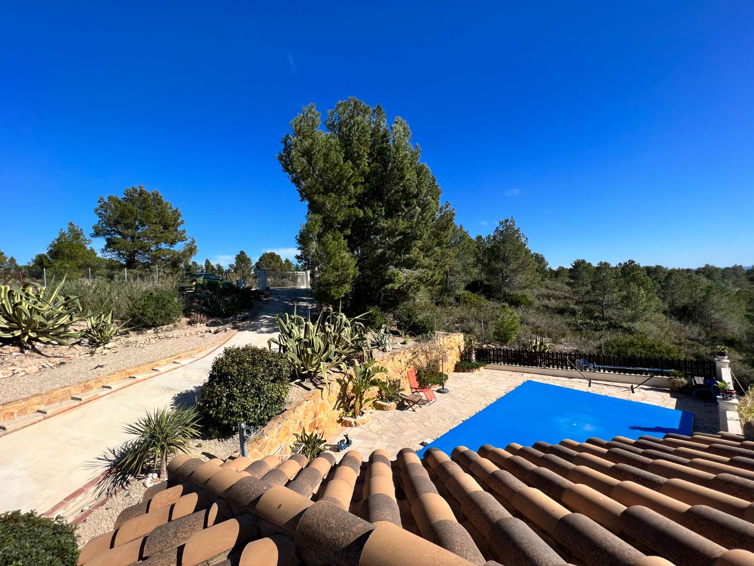 Casa indipendente con piscina e vista aperta