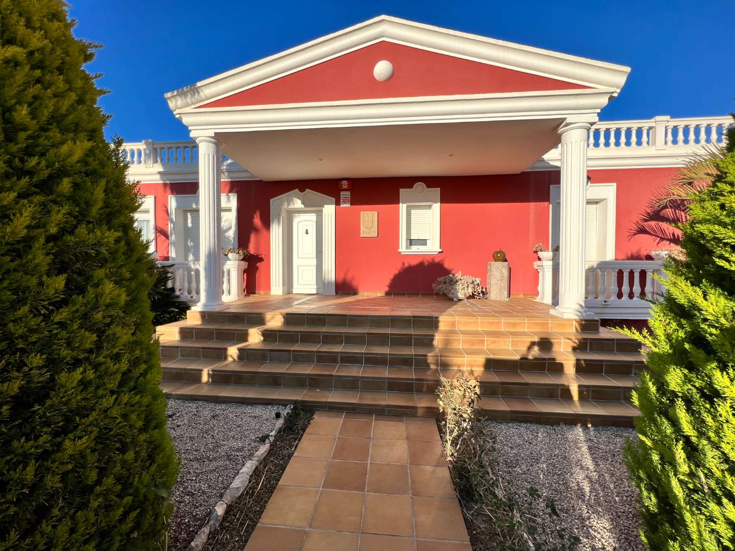 Casa indipendente con piscina