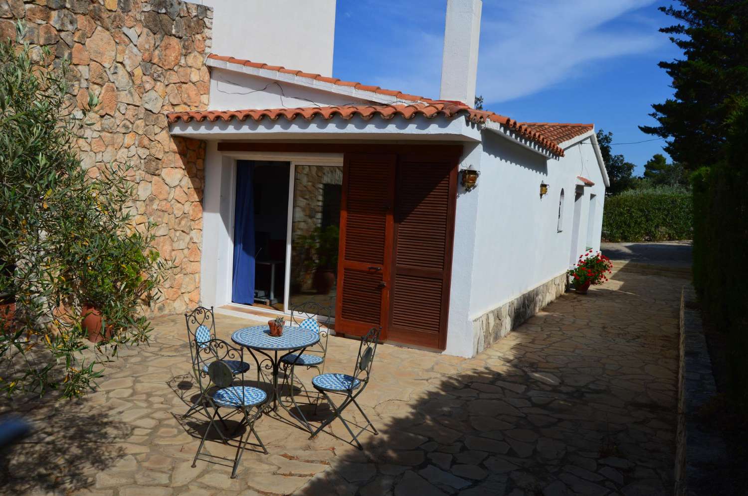 Individual house close to the sea