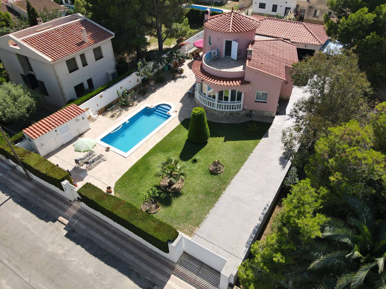 Maison individuelle avec piscine