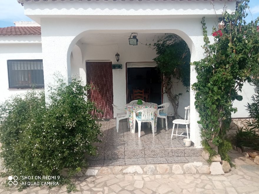 Casa indipendente con piscina