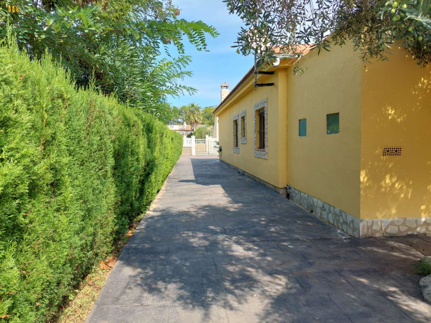 Casa indipendente con piscina