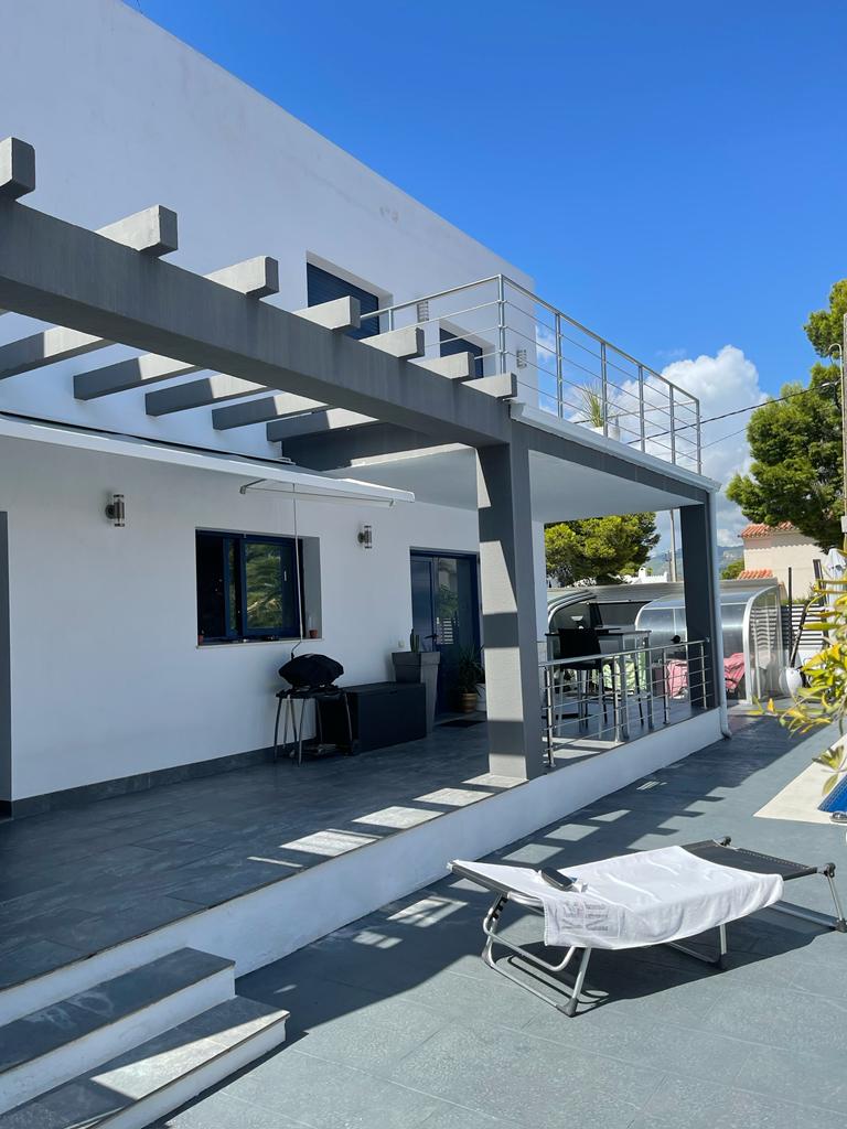 Modern house with pool